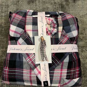 Victoria Secret pajamas set